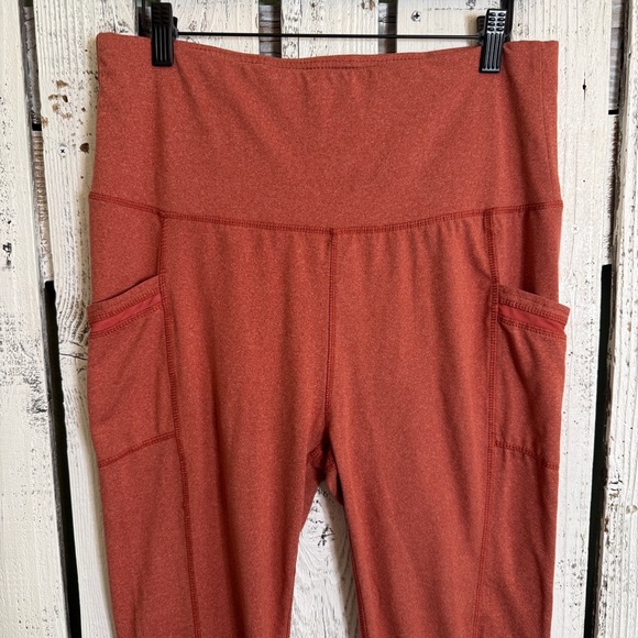 Ebb & Flow Athletic Leggings Women’s Size Large Heather Red Rust Pockets Ankle - Picture 7 of 9